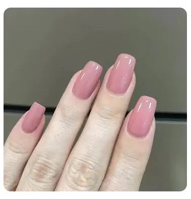 24Pcs Nude Pink Short Round Press-On Nails